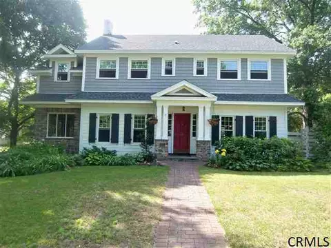 2 Adams Pl, Delmar, NY 12054 photo 1