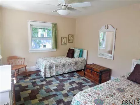 2 Adams Pl, Delmar, NY 12054 photo 9