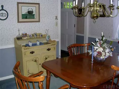 41 Brookview Ave, Delmar, NY 12054 photo 2