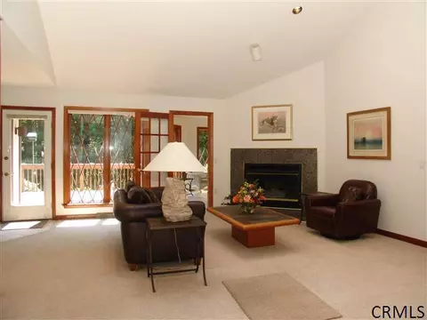 8 Windham Ct, Halfmoon, NY 12065 photo 7