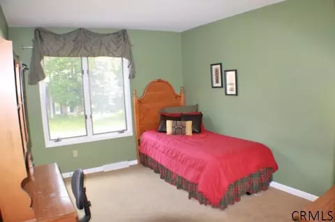 66 Middlesex Dr, Slingerlands, NY 12159 photo 14