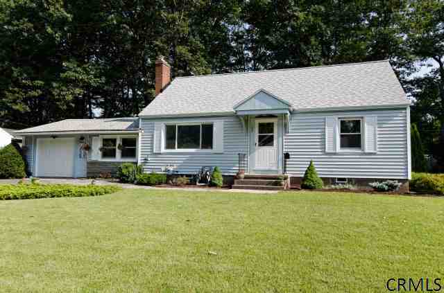 153 Willow La, Schenectady, NY 12302 photo 1