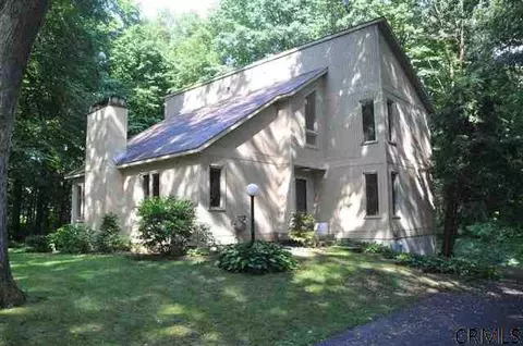 12 Raspberry Dr, Malta, NY 12020 photo 1