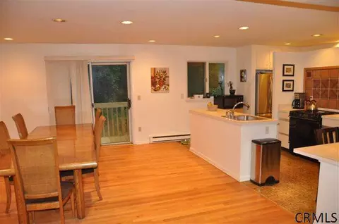 12 Raspberry Dr, Malta, NY 12020 photo 3