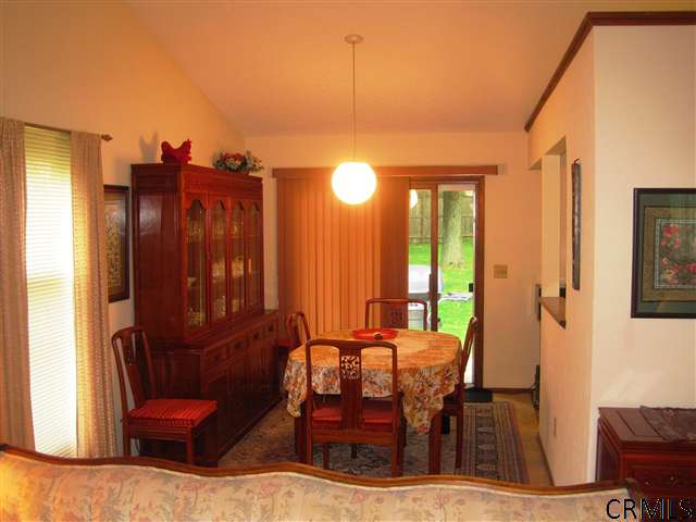 74 Algonquin Rd, Clifton Park, NY 12065 photo 7