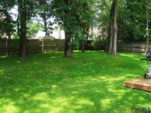 74 Algonquin Rd, Clifton Park, NY 12065 photo 14