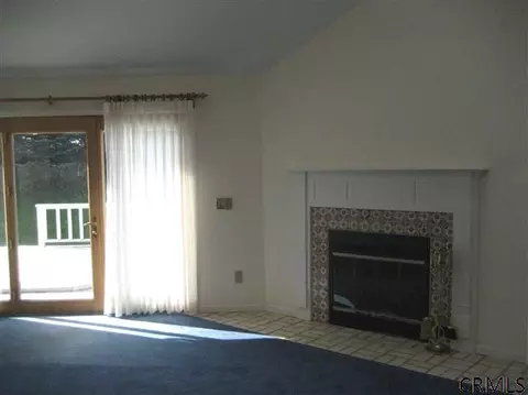 57 Constitution Ct, Glenmont, NY 12077 photo 4