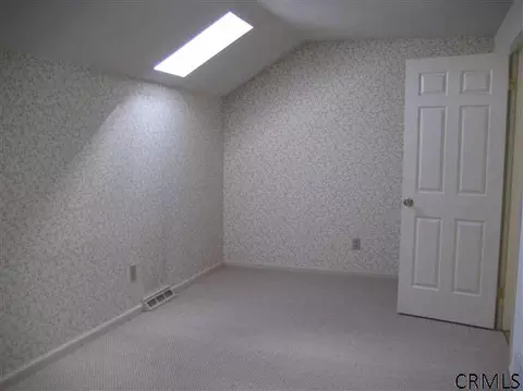 57 Constitution Ct, Glenmont, NY 12077 photo 6