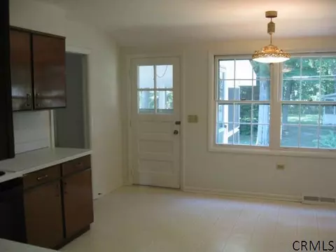 61 Kenaware Ave, Delmar, NY 12054 photo 5