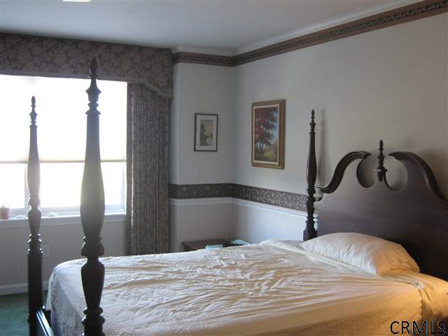 2492 Nott St E, Schenectady, NY 12309 photo 11