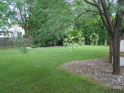 26 Longmeadow Dr, Delmar, NY 12054 photo 15