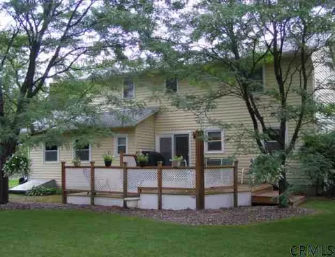 26 Longmeadow Dr, Delmar, NY 12054 photo 14