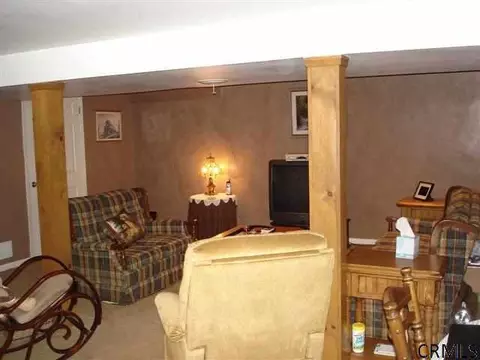 10 Brinker Cir, Glenmont, NY 12077 photo 9