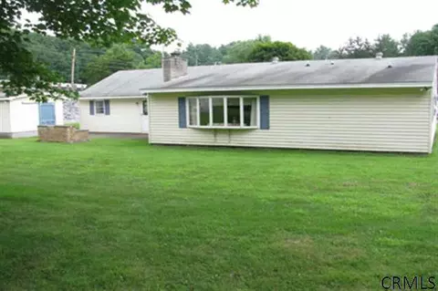 21 Putman Ave, Fonda, NY 12068 photo 5