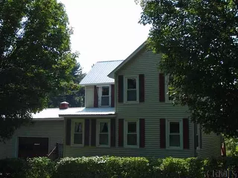 16 S Second Ave, Broadalbin, NY 12025 photo 1