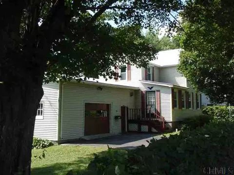 16 S Second Ave, Broadalbin, NY 12025 photo 2