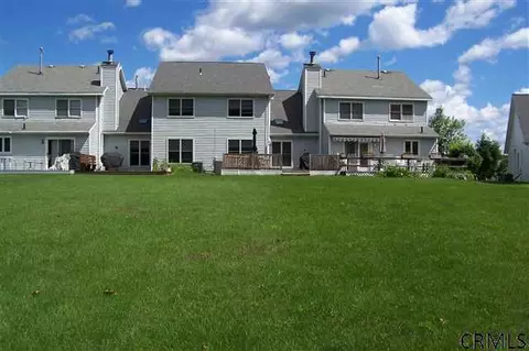 70 Marsdale Ct, Selkirk, NY 12158 photo 13