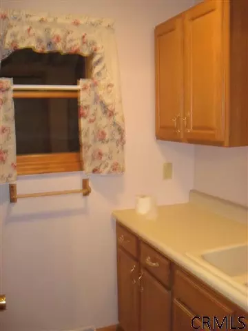 311 Midline Rd, Amsterdam, NY 12010 photo 11
