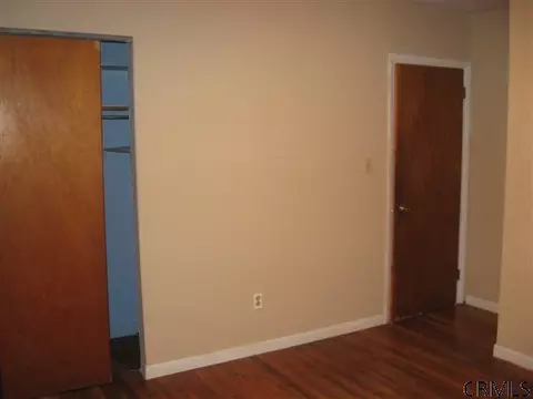 311 Midline Rd, Amsterdam, NY 12010 photo 10