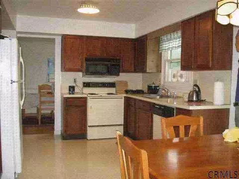 93 Dorchester Ave, Selkirk, NY 12158 photo 2