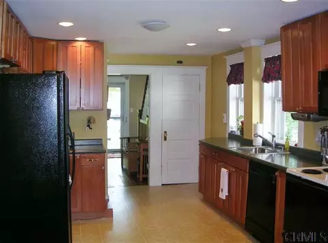 4 Roweland Ave, Delmar, NY 12054 photo 9