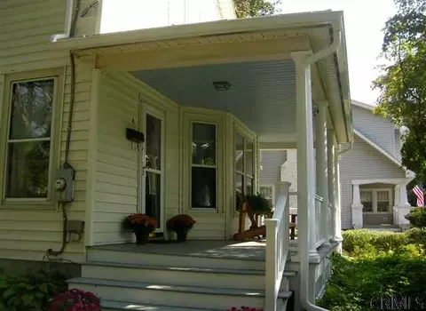 4 Roweland Ave, Delmar, NY 12054 photo 2