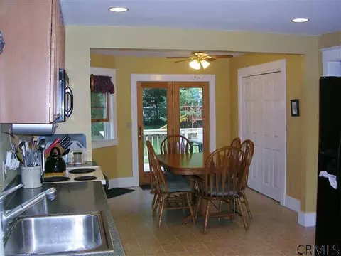 4 Roweland Ave, Delmar, NY 12054 photo 8