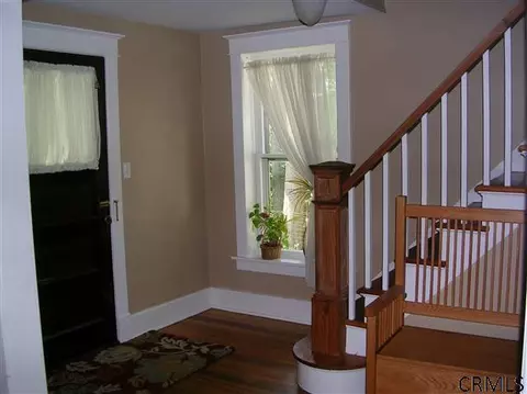 4 Roweland Ave, Delmar, NY 12054 photo 3