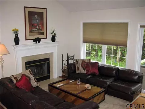 6 Devon Ct, Voorheesville, NY 12186 photo 8
