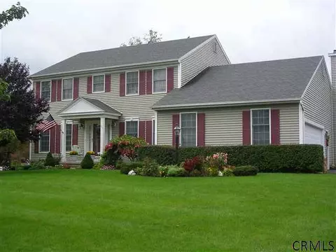 29 Swan Pl, Slingerlands, NY 12159 photo 1