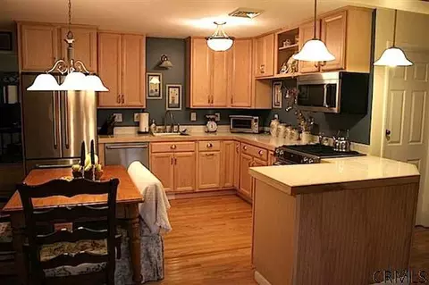 136 Mosher Rd, Delmar, NY 12054 photo 4