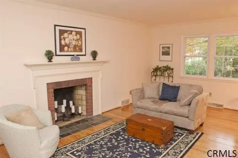 85 Berwick Rd, Delmar, NY 12054 photo 2