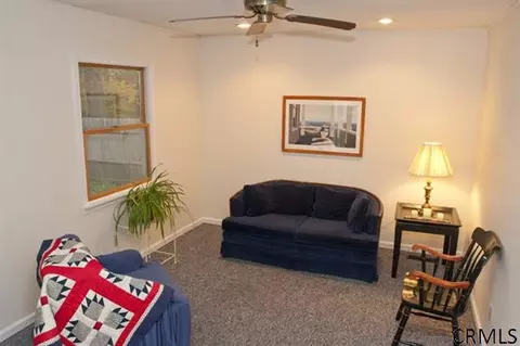 85 Berwick Rd, Delmar, NY 12054 photo 5