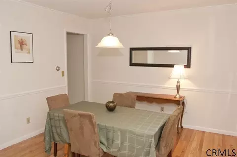 85 Berwick Rd, Delmar, NY 12054 photo 4