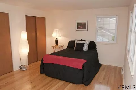 85 Berwick Rd, Delmar, NY 12054 photo 6