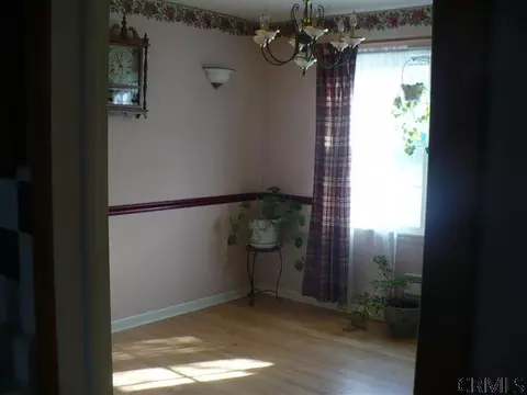 275 Starr Ave, Schenectady, NY 12304 photo 3
