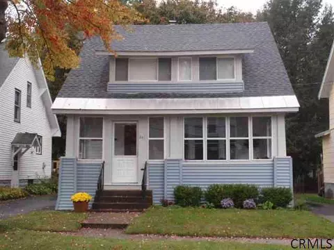 841 Dean St, Schenectady, NY 12309 photo 1