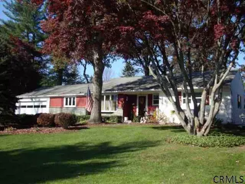31 Oldox Rd, Delmar, NY 12054 photo 1