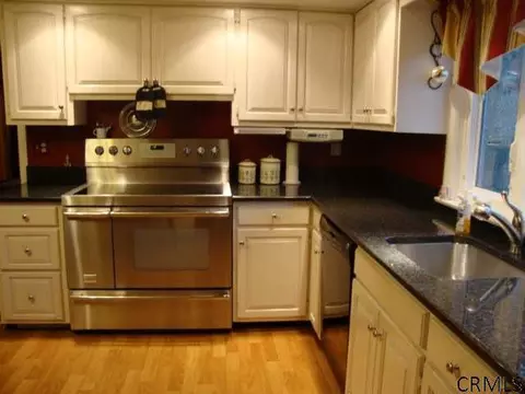 31 Oldox Rd, Delmar, NY 12054 photo 6