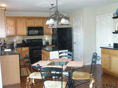 24 Bent Grass Dr, Halfmoon, NY 12118 photo 6