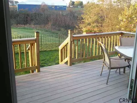 24 Bent Grass Dr, Halfmoon, NY 12118 photo 4