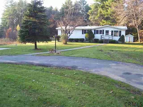 332 Reidel Rd, Perth, NY 12010 photo 2
