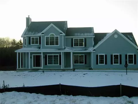 58 Ridgewood Dr, Halfmoon, NY 12118 photo 1
