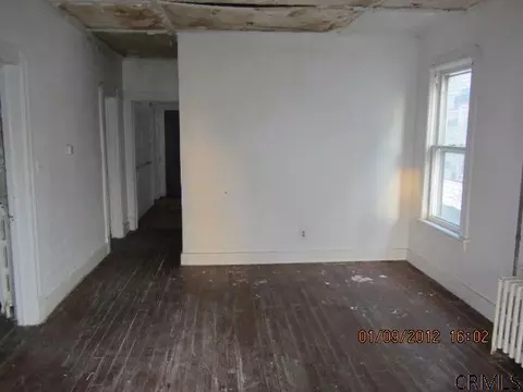 839 Grant Ave, Schenectady, NY 12307 photo 5