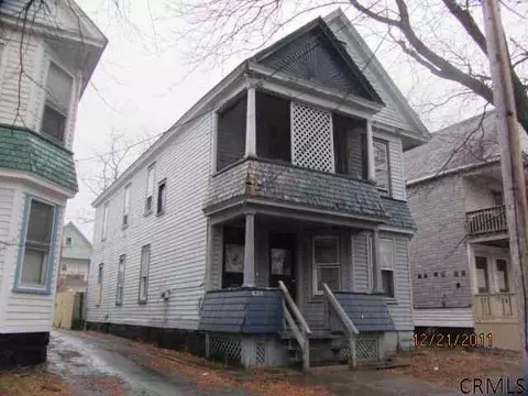839 Grant Ave, Schenectady, NY 12307 photo 1