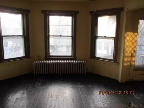 839 Grant Ave, Schenectady, NY 12307 photo 8