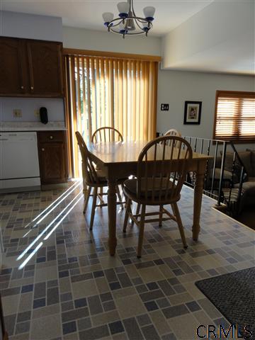 Undisclosed, Schenectady, NY 12309 photo 5