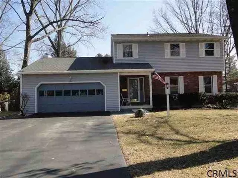 4 Wedge Rd, Delmar, NY 12054 photo 1