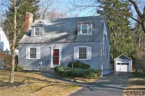 46 Delmar Pl, Delmar, NY 12054 photo 1