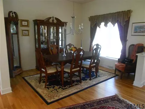 6 Highview Way, Halfmoon, NY 12118 photo 3